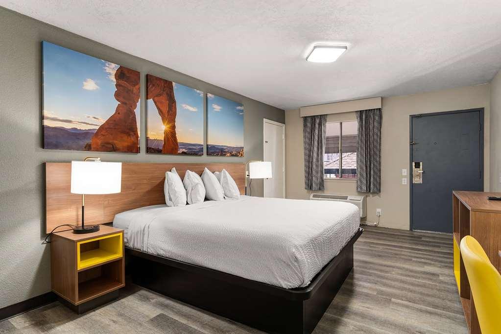 Days Inn By Wyndham Albuquerque Northeast Δωμάτιο φωτογραφία