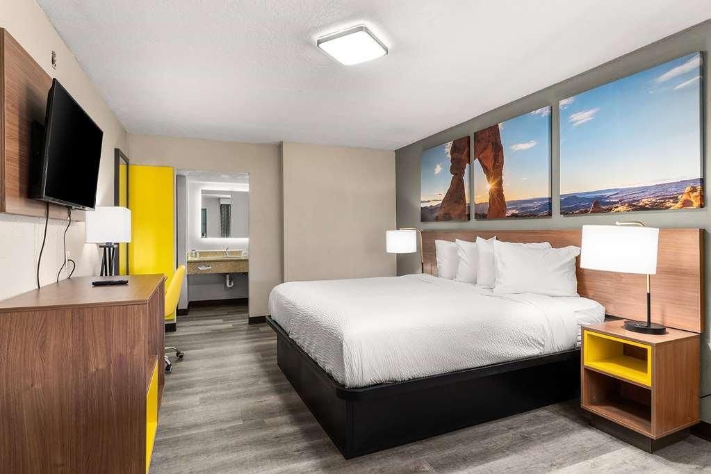 Days Inn By Wyndham Albuquerque Northeast Δωμάτιο φωτογραφία