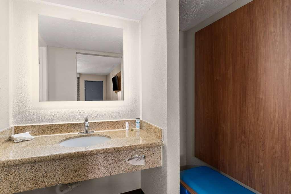 Days Inn By Wyndham Albuquerque Northeast Δωμάτιο φωτογραφία